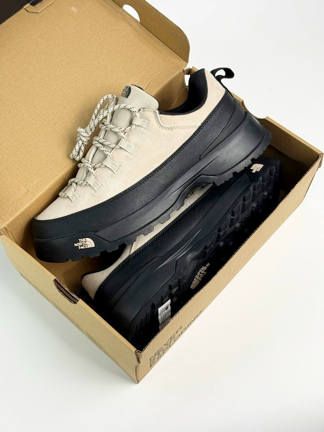 ботинки трекинговые the north face glencliffe urban low цвет: бежевый,кроссовки the north face,бело-черные ботинки the north face glenclyffe urban,ботинки the north face,ботинки трекинговые the north