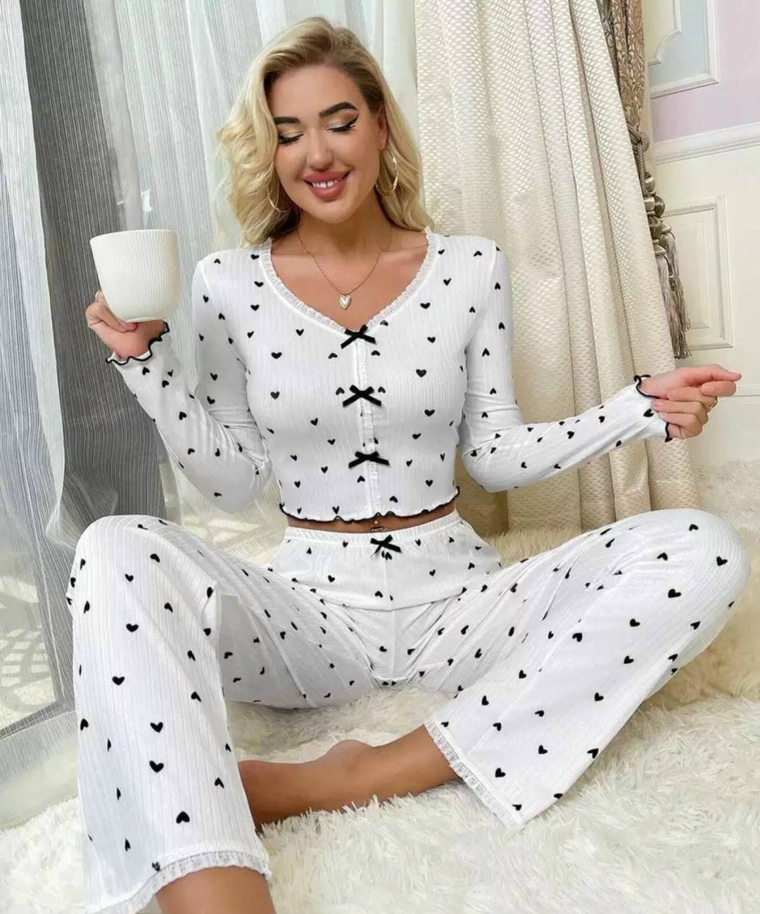 женский пижамный комплект из полиэстера,пижама со штанами с сердечками,пижамный комплект с принтом в виде сердца,пижама женская,пижама с сердечками