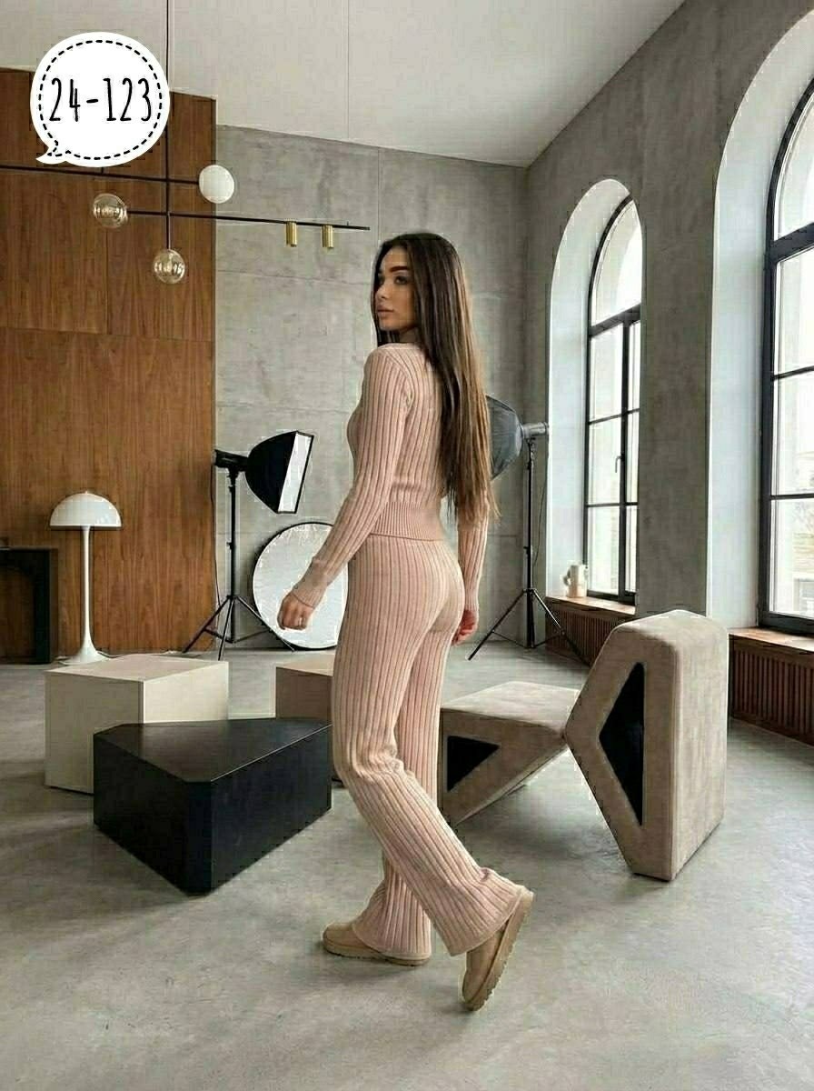 трикотажные костюмы,костюм двойка кашемир,костюм женский: водолазка и штаны (one size) 42-48 арт. 1325579,женский костюм,брючный костюм