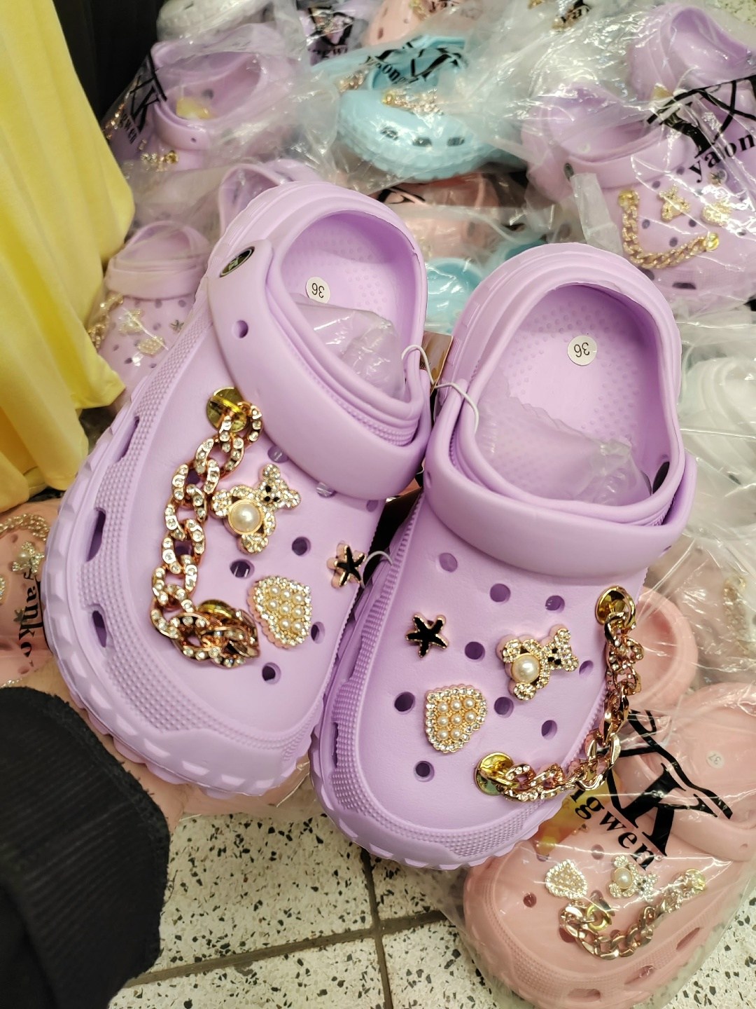 обувь,кроксы найк,кроксы мода,кроксы женские,кроксы со стразами