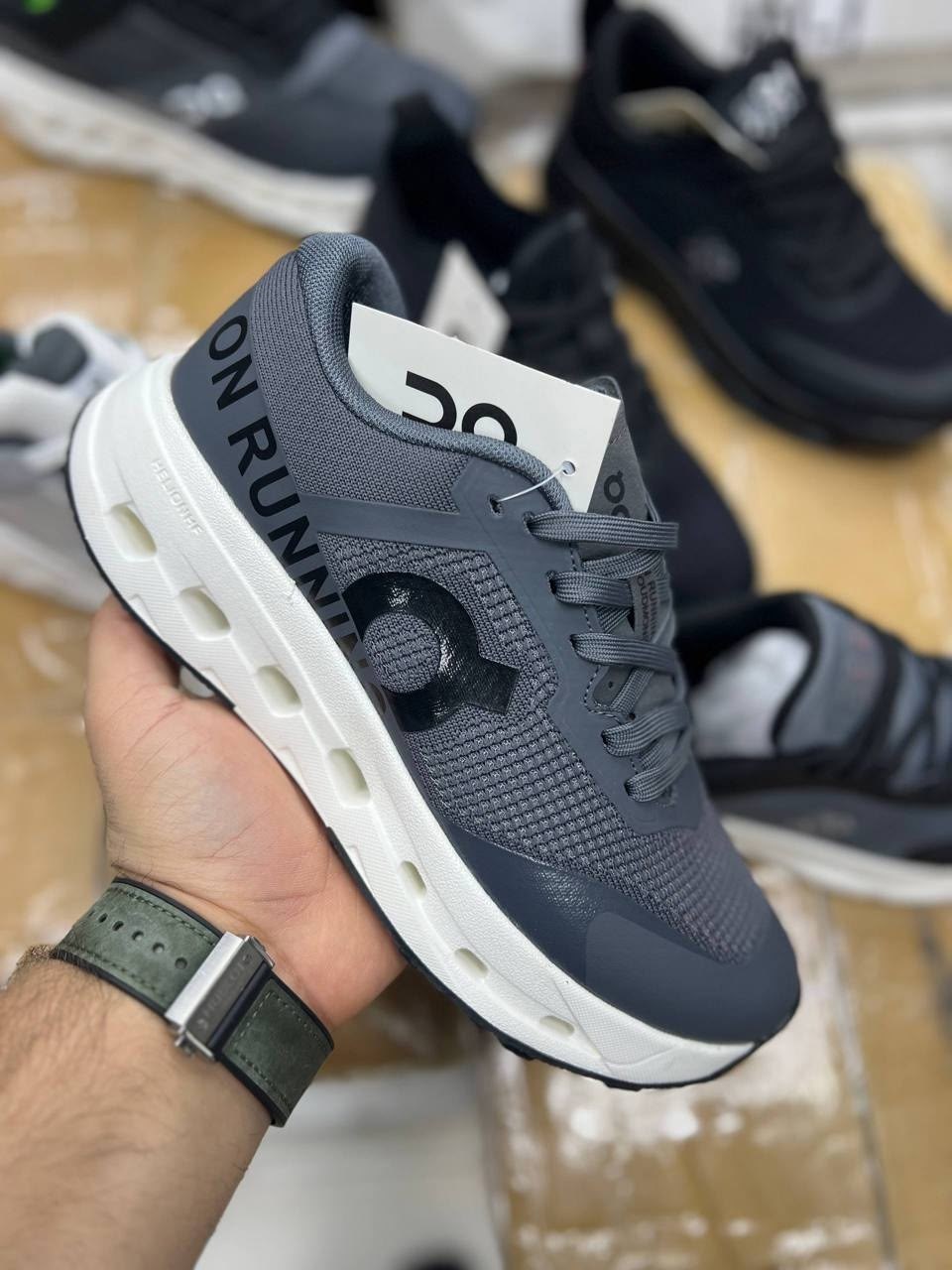 кроссовки on,спортивная ,кроссовки on cloud,кроссовки,on cloudtilt кроссовки