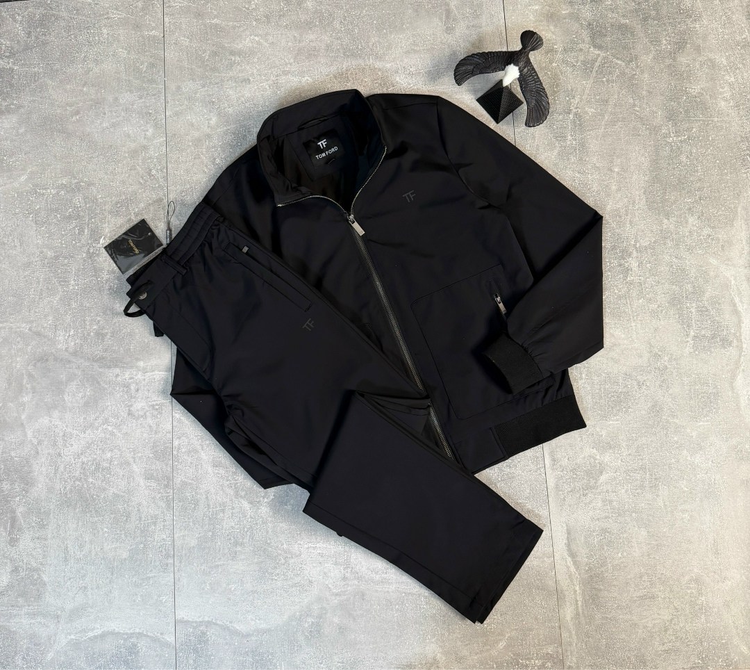 мужские спортивные костюмы,спортивный костюм boss,спортивный костюм armani,спортивный костюм brunello cucinelli,спортивный костюм