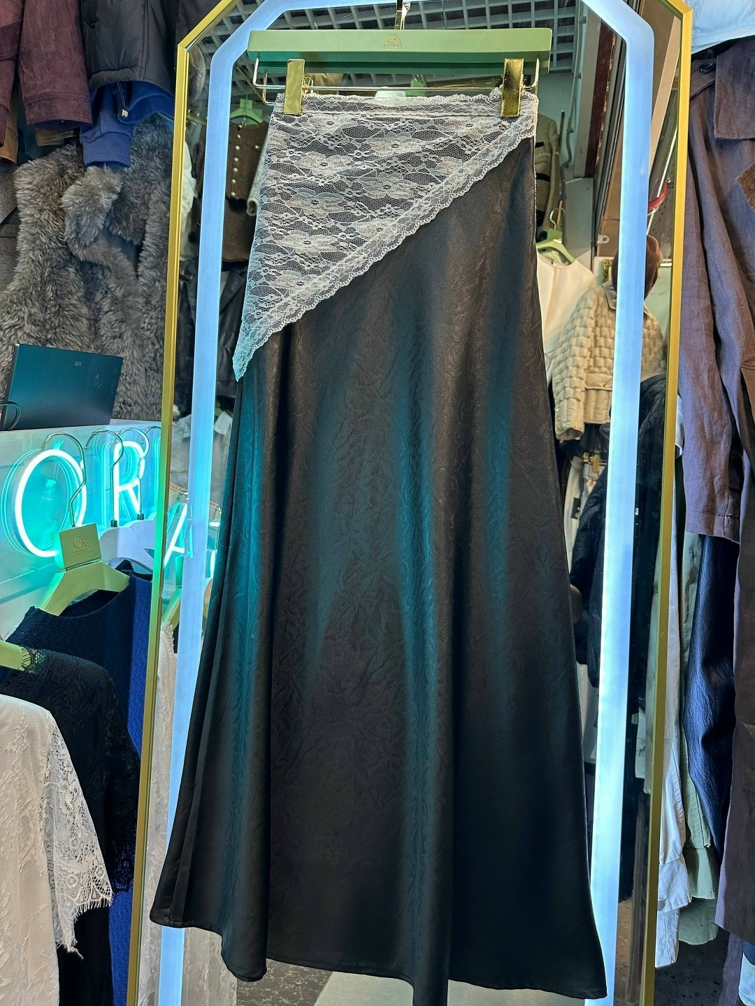 юбка,атласная юбка с кружевом,юбка с кружевами,юбки женские,женская длинная юбка из шелка с кружевом