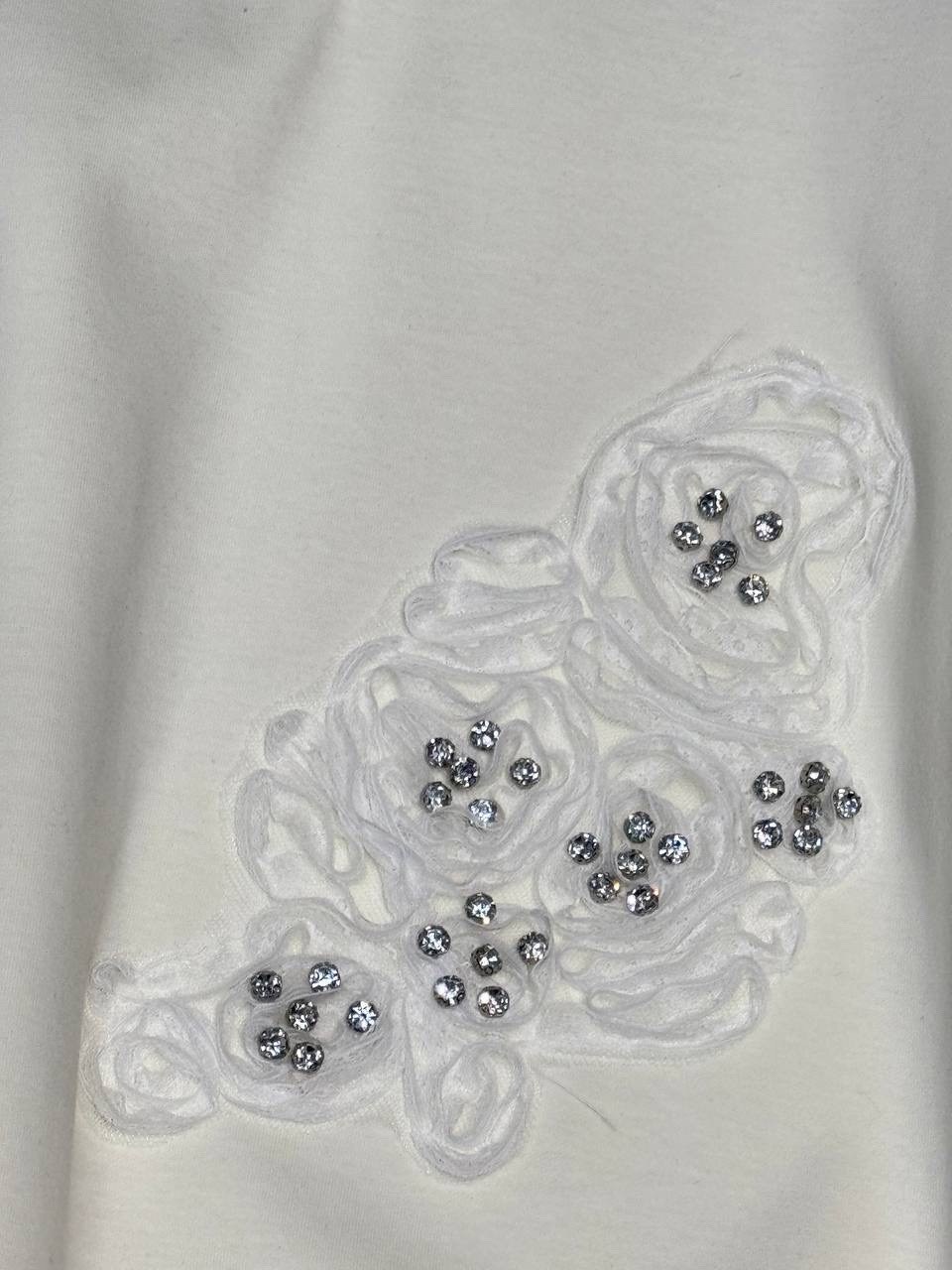 женская футболка,футболки для женщин,футболка с вышивкой,модная женская футболка,футболка с цветами