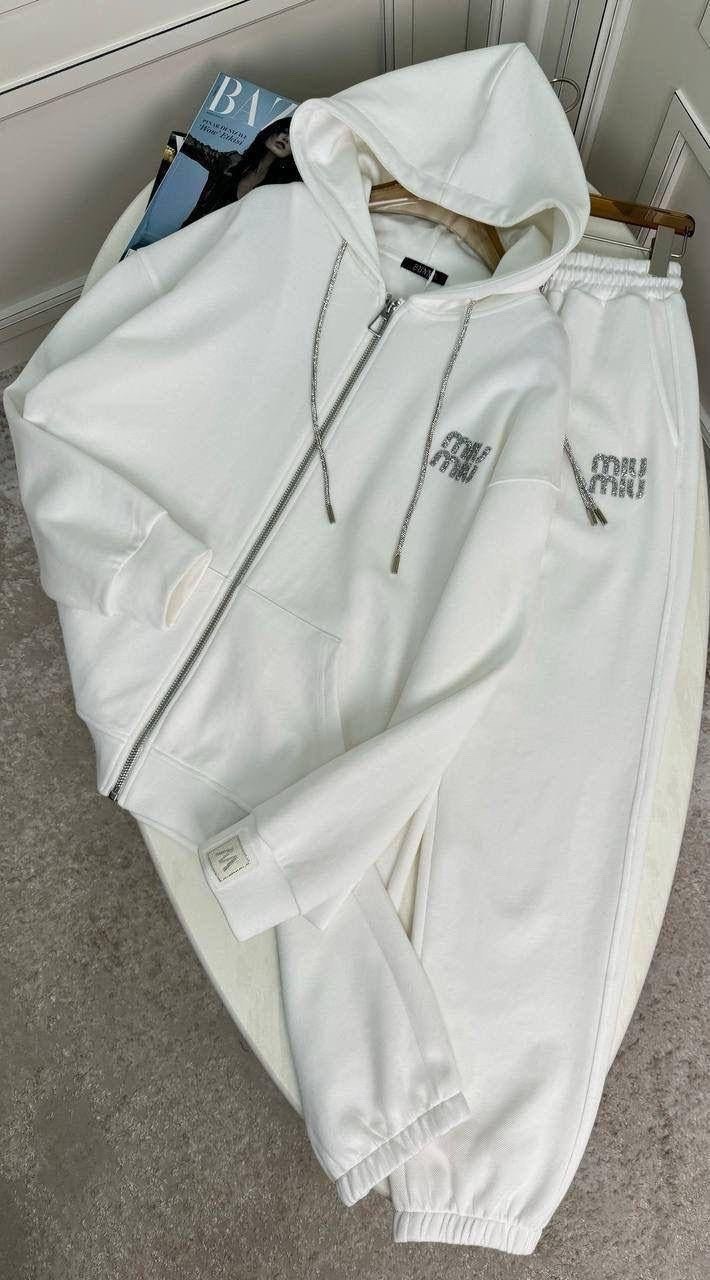 спортивный женский костюм,спортивный костюм,белый костюм женский на флисе,костюм на флисе,женский костюм спортивный на флисе