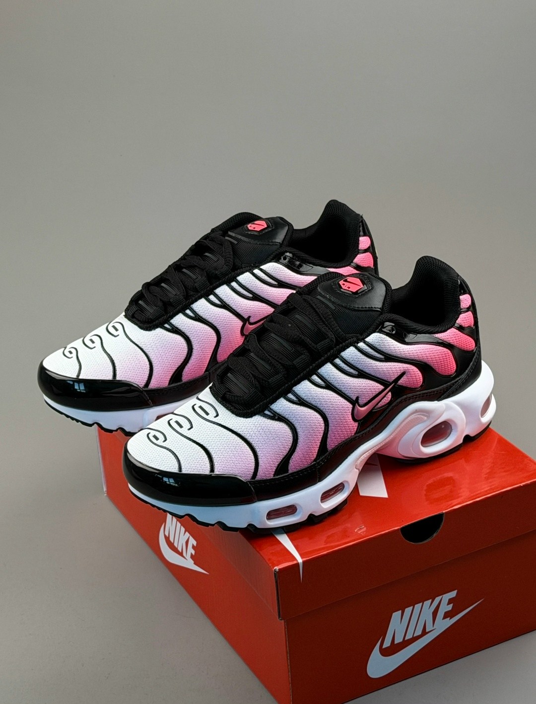 nike air max plus tn,кроссовки,nike air max plus,кроссовки женскиe,nike air max plus tn pink