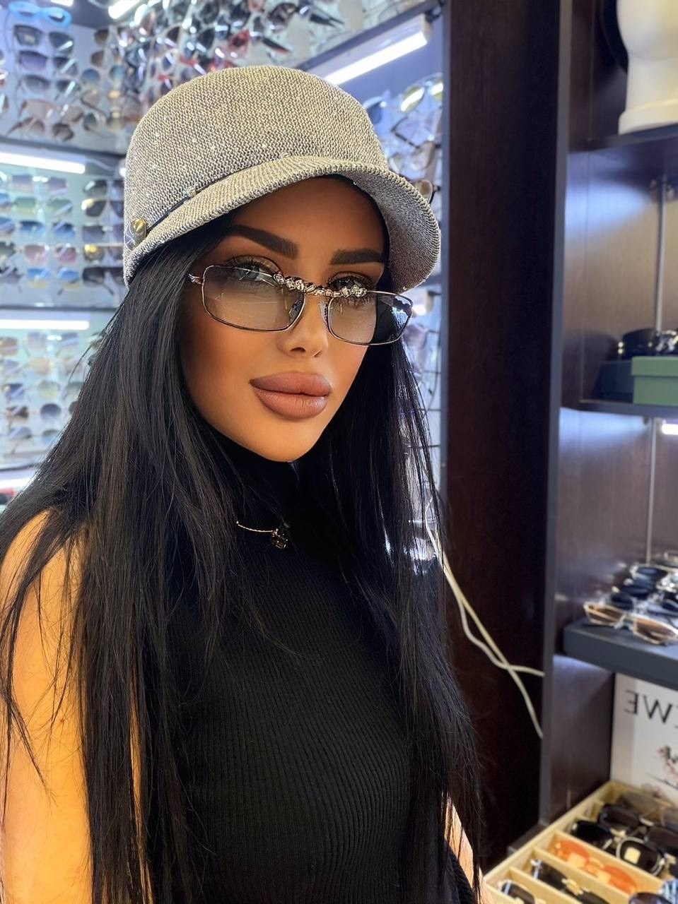 модные головные уборы,бейсболка женская,стильные образы,женские головные уборы