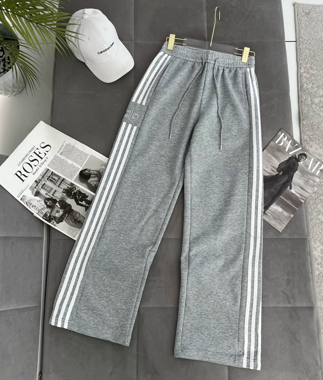 штаны адидас широкие,спортивные штаны adidas,брюки спортивные adidas originals,спортивные штаны adidas type широкие,штаны адидас