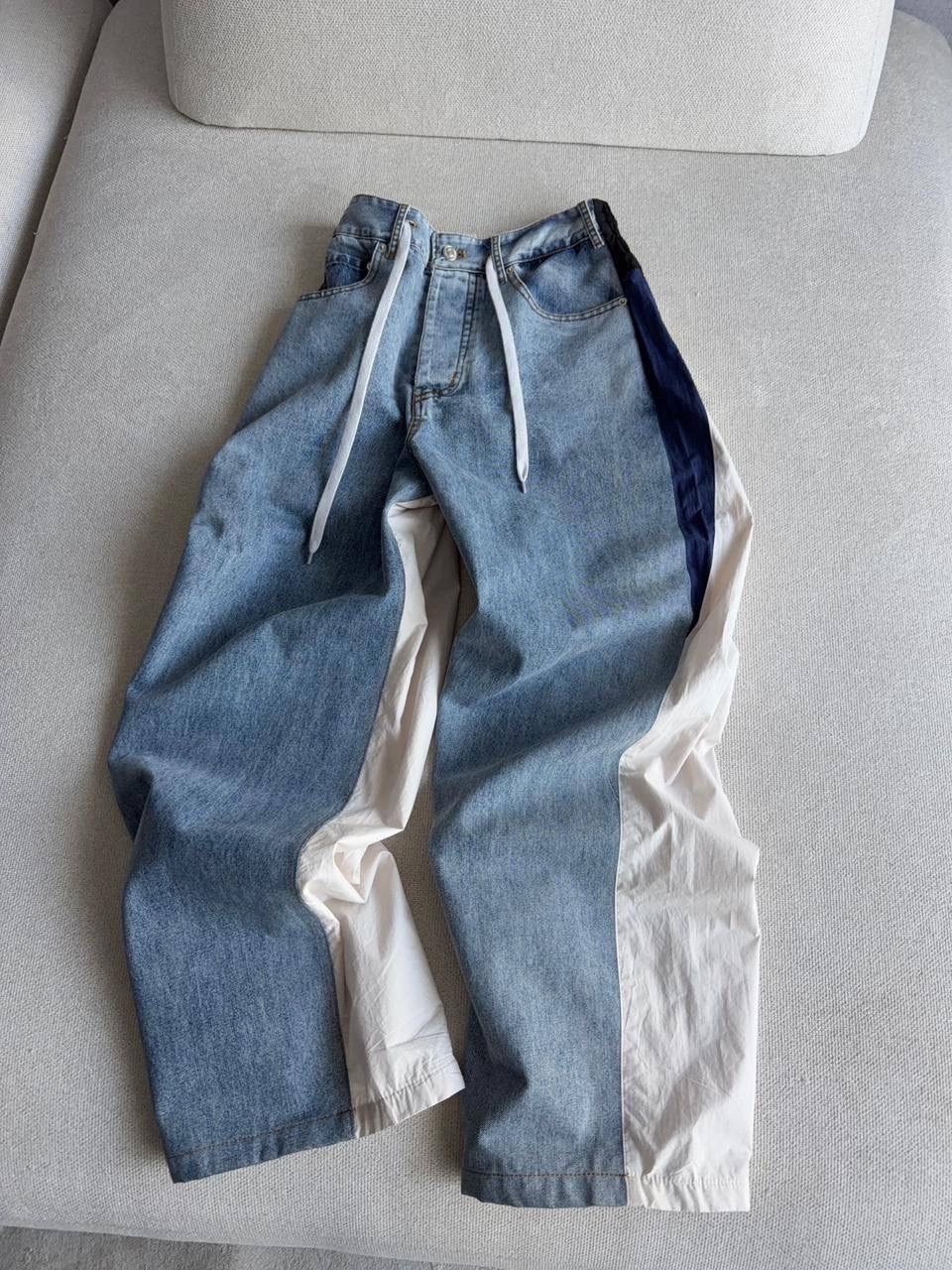 широкие джинсы,модные джинсы,джинсовые брюки,джинсы повседневные,джинсы комбинированные