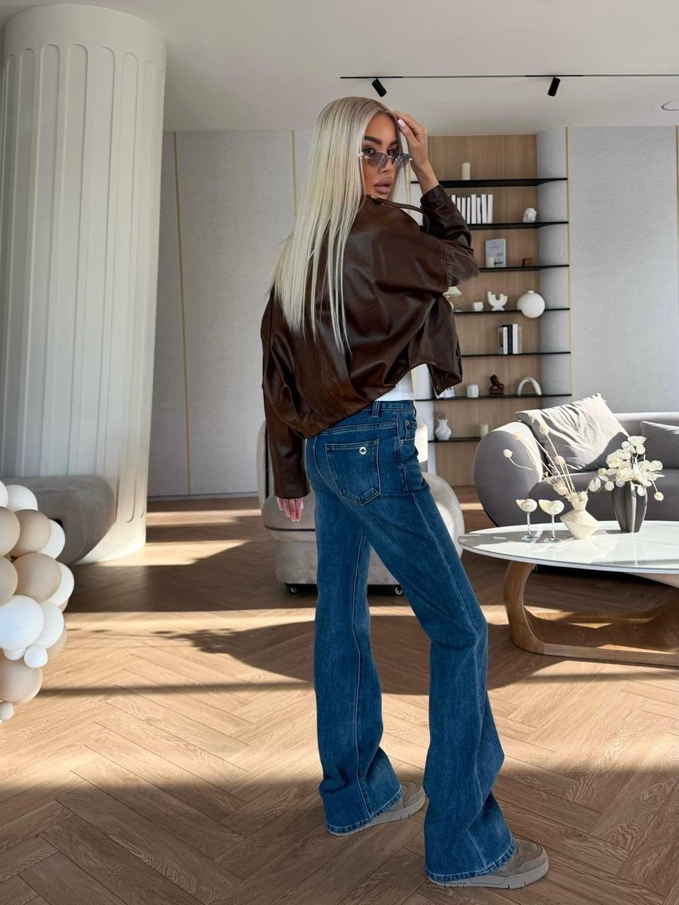 куртка бомбер,стиль одежды,джинсы клеш женские,кожаная куртка