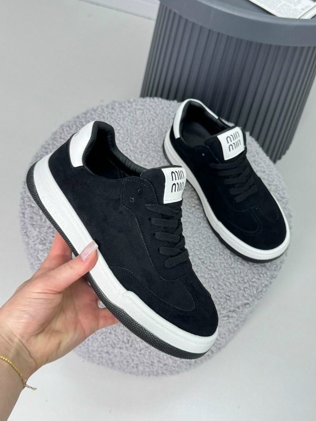 ,кроссовки женскиe,спортивная ,черные кроссовки,кроссовка