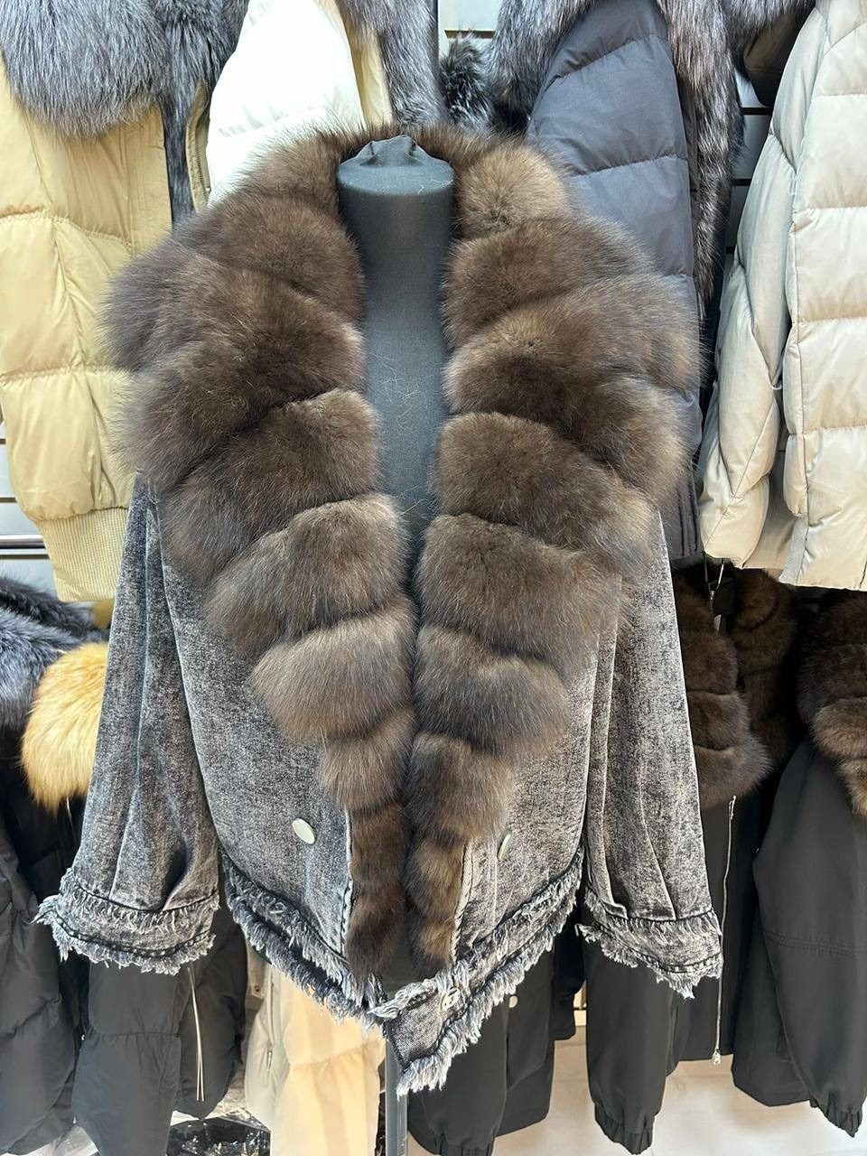 куртка женская с натуральным мехом,джинсовая куртка с мехом,джинсовая куртка с мехом женская,джинсовка с мехом женская,джинсовка с мехом