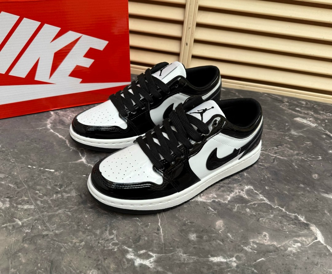 nike air jordan 1 low,air jordan 1 low white black,air jordan 1 low se homage white black,кроссовки мужские nike air jordan 1,кроссовки nike air jordan 1 low