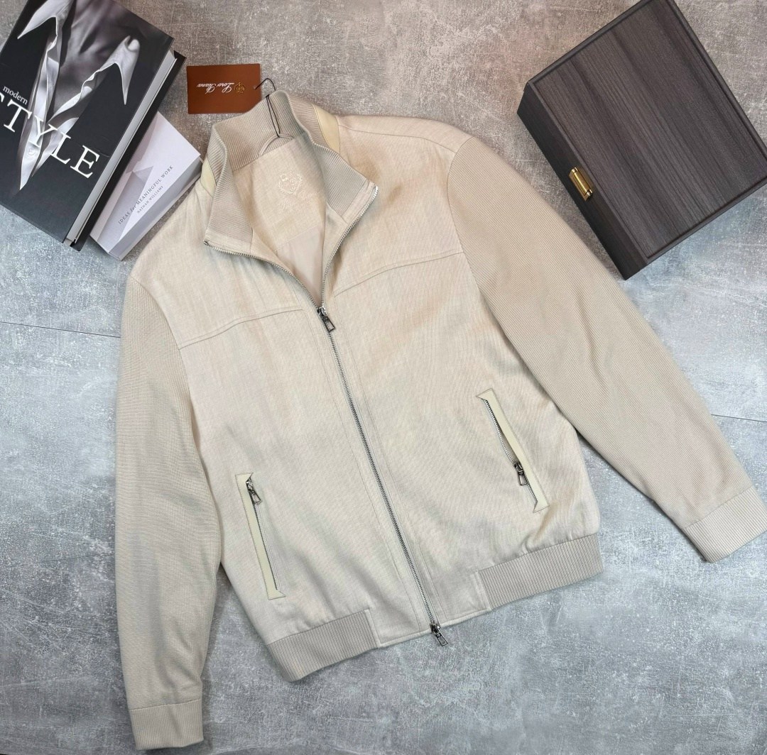 куртка бомбер,куртка стильная,легкая куртка,ветровка brunello cucinelli,куртка мужская бомбер