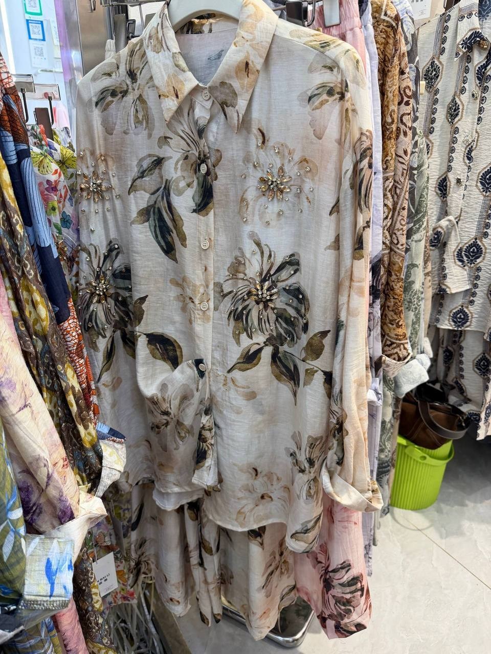 пижамные костюмы,костюм с брюками,пижама женская,атласный костюм в пижамном стиле с брюками,женские костюмы