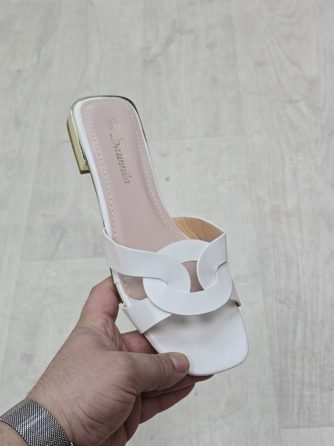 ,модные шлепанцы,женские шлепанцы, женская,босоножки эрмес