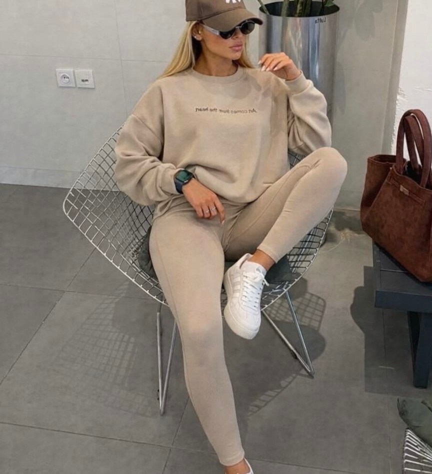 костюм женский на флисе,трикотажные костюмы,трикотажный костюм женский,костюм женский теплый,женский костюм