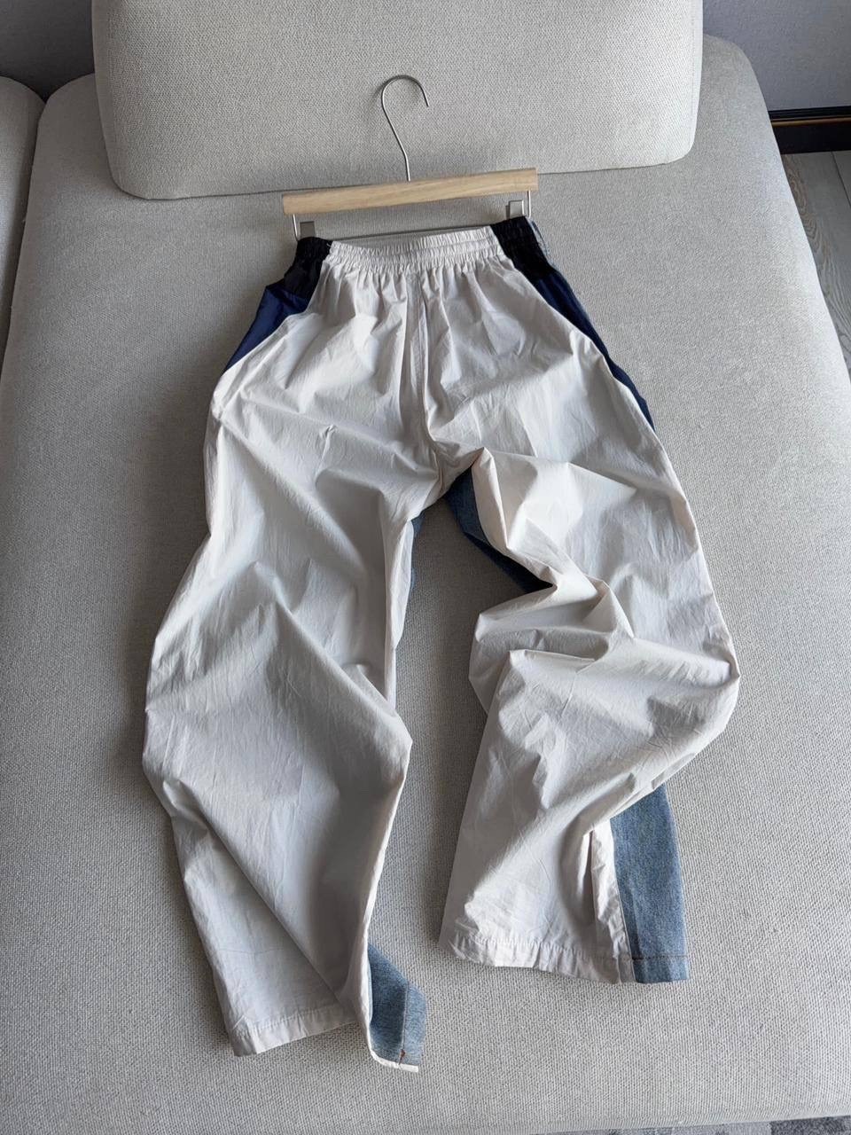 широкие джинсы,модные джинсы,джинсовые брюки,джинсы повседневные,джинсы комбинированные