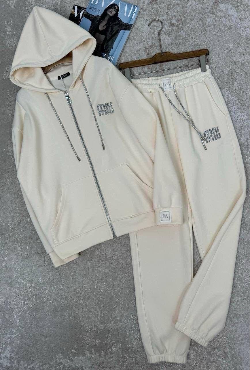 костюм спортивный женский,стильный костюм,женский костюм,костюм белый