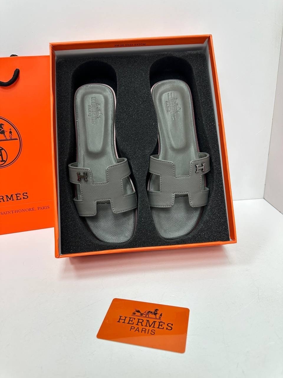 шлепки hermes женские,hermes шлепанцы,шлепки hermes 2026,шлепанцы женские hermes,шлепки hermes