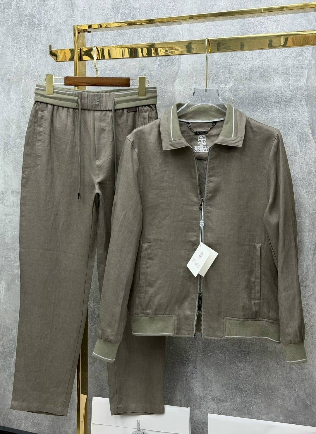 костюм brunello cucinelli,спортивный костюм loro piana,спортивный костюм brunello cucinelli,костюм loro piana,мужской костюм loro piana