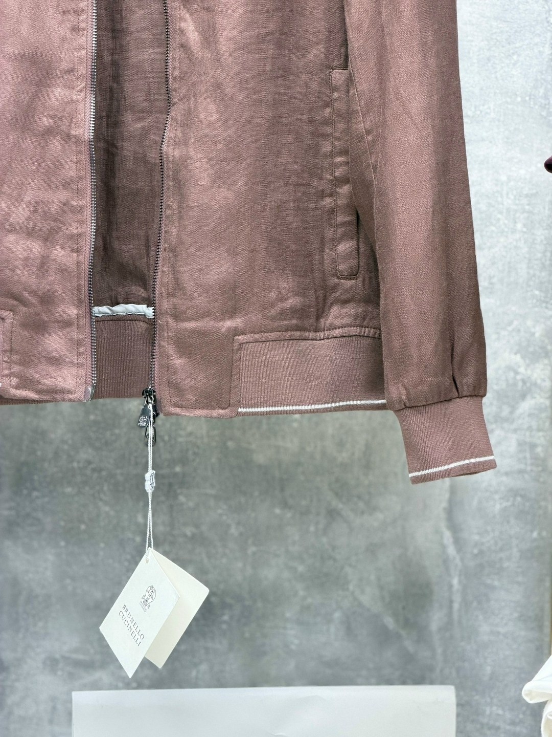 спортивный костюм brunello cucinelli,костюм спортивный loro piana,костюм brunello cucinelli,костюм loro piana,мужские спортивные костюмы