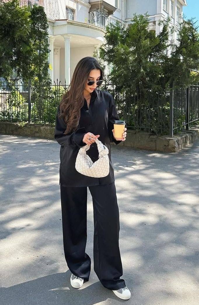 шелковый костюм в пижамном стиле с брюками shokh,шелковый костюм брючный в пижамном стиле leevcot,шелковый костюм в пижамном стиле женский брючный,шелковый домашний костюм в пижамном стиле,шелковый ко