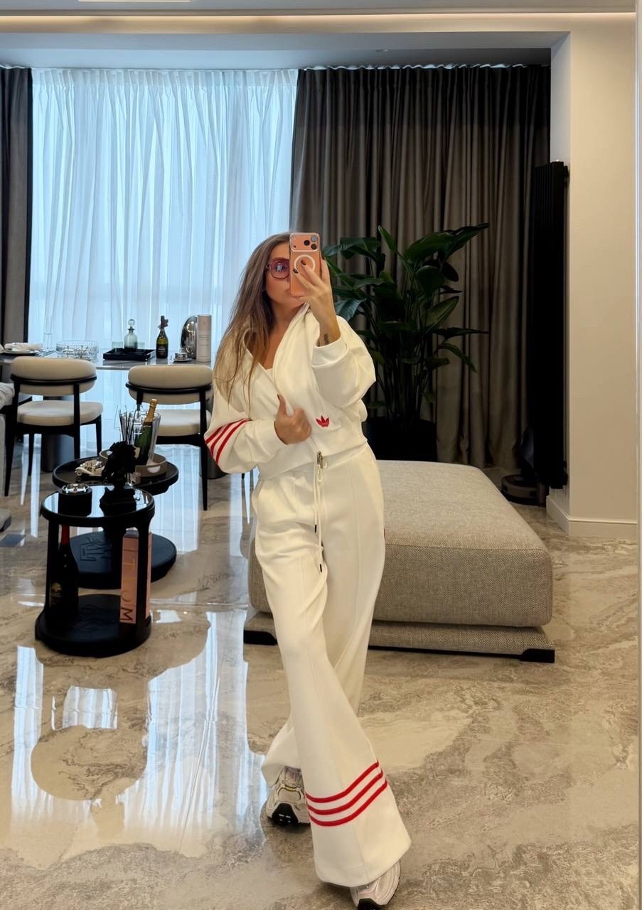 костюм спортивный женский,стильные костюмы,белый спортивный костюм в стиле celine,костюм спортивный,женский костюм