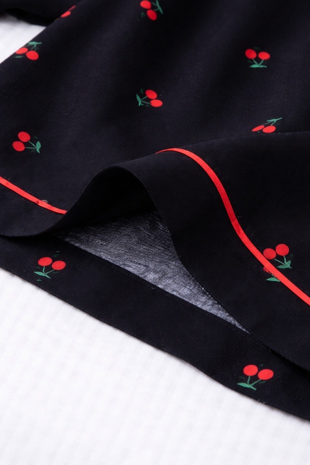 женская пижама,пижама для женщин,комплект пижама,стильная пижама,пижама черная