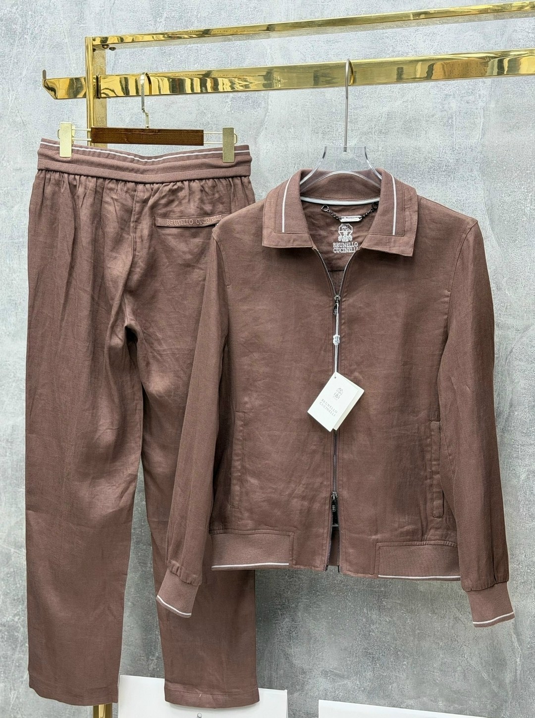 спортивный костюм brunello cucinelli,костюм спортивный loro piana,костюм brunello cucinelli,костюм loro piana,мужские спортивные костюмы