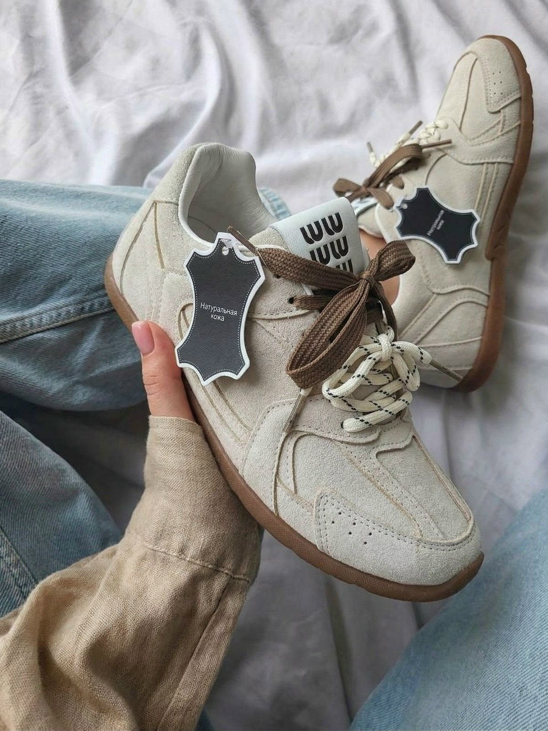 ,замшевые кроссовки,обуви,женские кроссовки,повседневные кроссовки