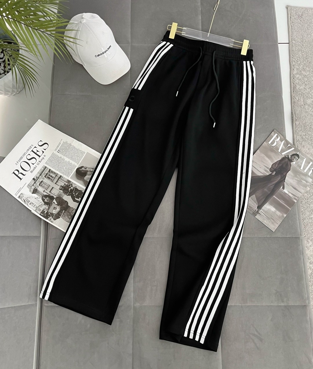 штаны адидас широкие,спортивные штаны adidas,брюки спортивные adidas originals,спортивные штаны adidas type широкие,штаны адидас