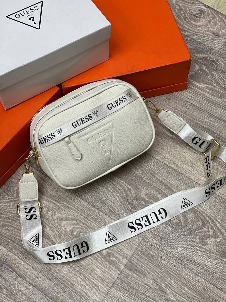 guess сумка,женская сумка guess,guess сумка на плечо,сумка женская через плечо guess,сумка guess женская оригинальная