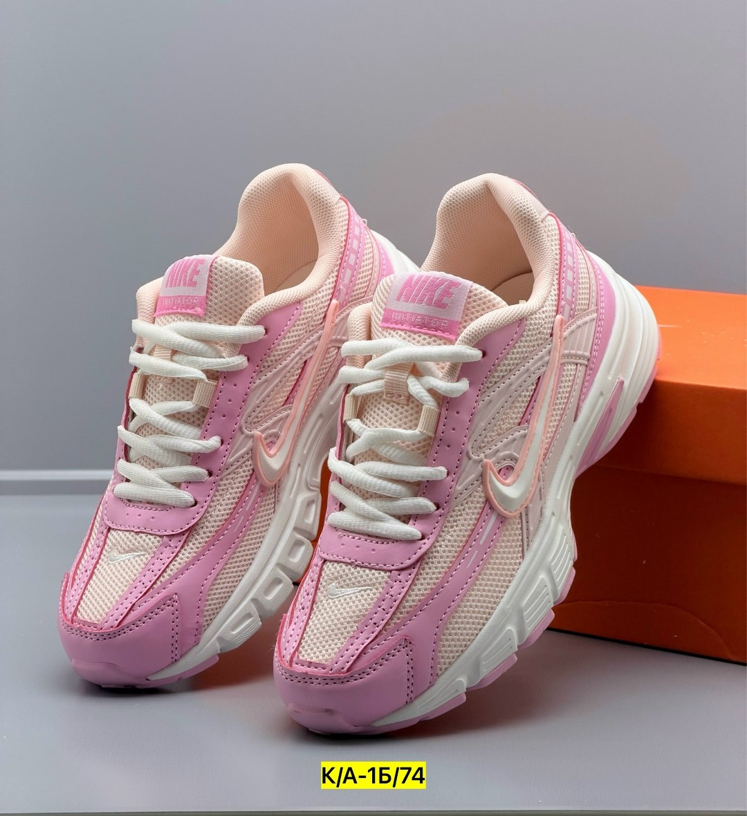 кроссовки для бега initiator женские с низким верхом розовые/белые/серебристые nike,кроссовки nike женские,nike v2k run женские беговые кроссовки,кроссовки nike initiator,кроссовки nike initiator розо