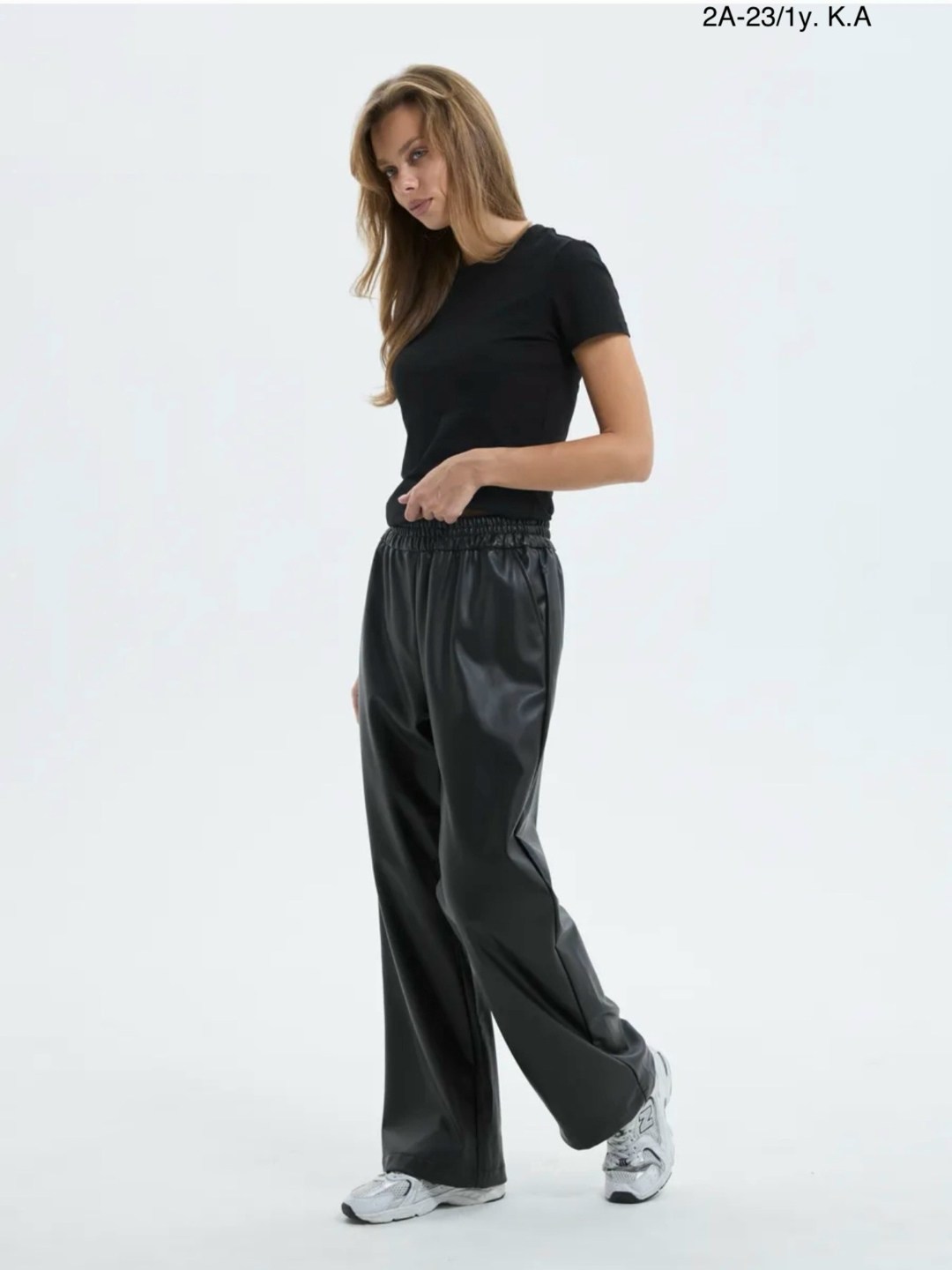 кожаные брюки,брюки из экокожи,брюки на резинке из экокожи,женские кожаные брюки,женские брюки из экокожи