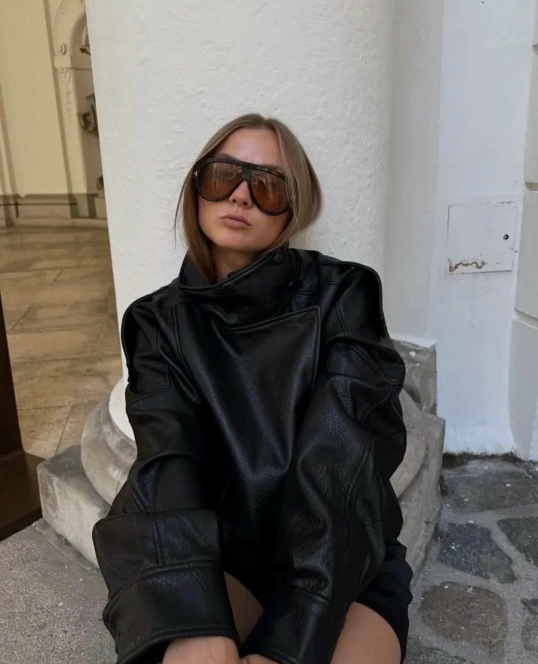 кожаная куртка женская,куртка кожаная,куртка стильная,куртка модная,модная женская куртка