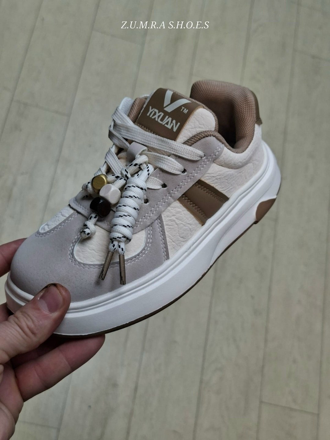 женские кроссовки,,классные кроссовки,стильные кроссовки,повседневные кроссовки