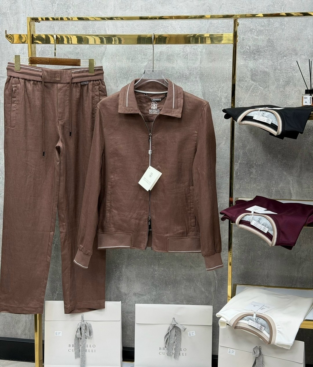 спортивный костюм brunello cucinelli,костюм спортивный loro piana,костюм brunello cucinelli,костюм loro piana,мужские спортивные костюмы