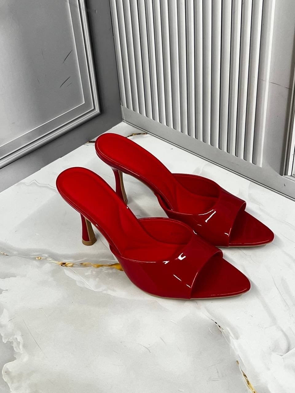 ,красные босоножки,босоножки на каблуках,женские туфли лодочки,мюли на каблуке