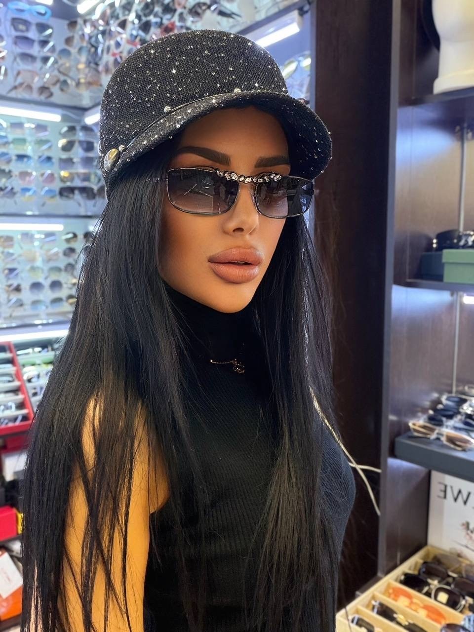 модные головные уборы,бейсболка женская,стильные образы,женские головные уборы