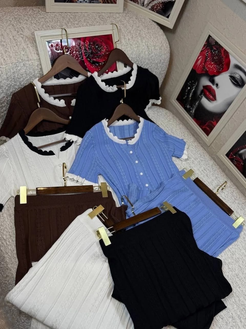 платья вязаная,трикотажные костюмы,костюм с юбкой,женский трикотажный комплект,женский трикотажный комплект из двух предметов