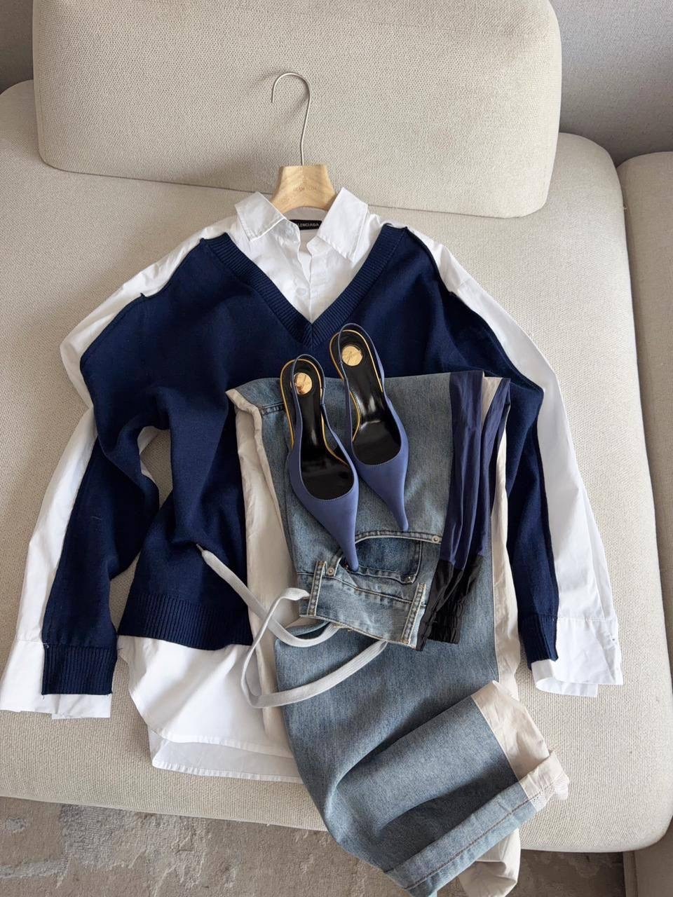 трикотажная жилетка,трикотажный жилет,вязаный жилет,женская кофта,жилет с рубашкой