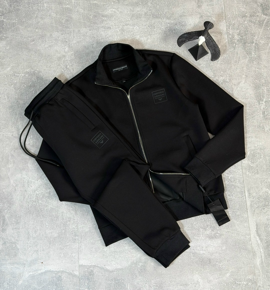 спортивный костюм stefano ricci,мужской спортивный костюм armani exchange,спортивный костюм armani,спортивный костюм armani exchange,спортивный костюм мужской