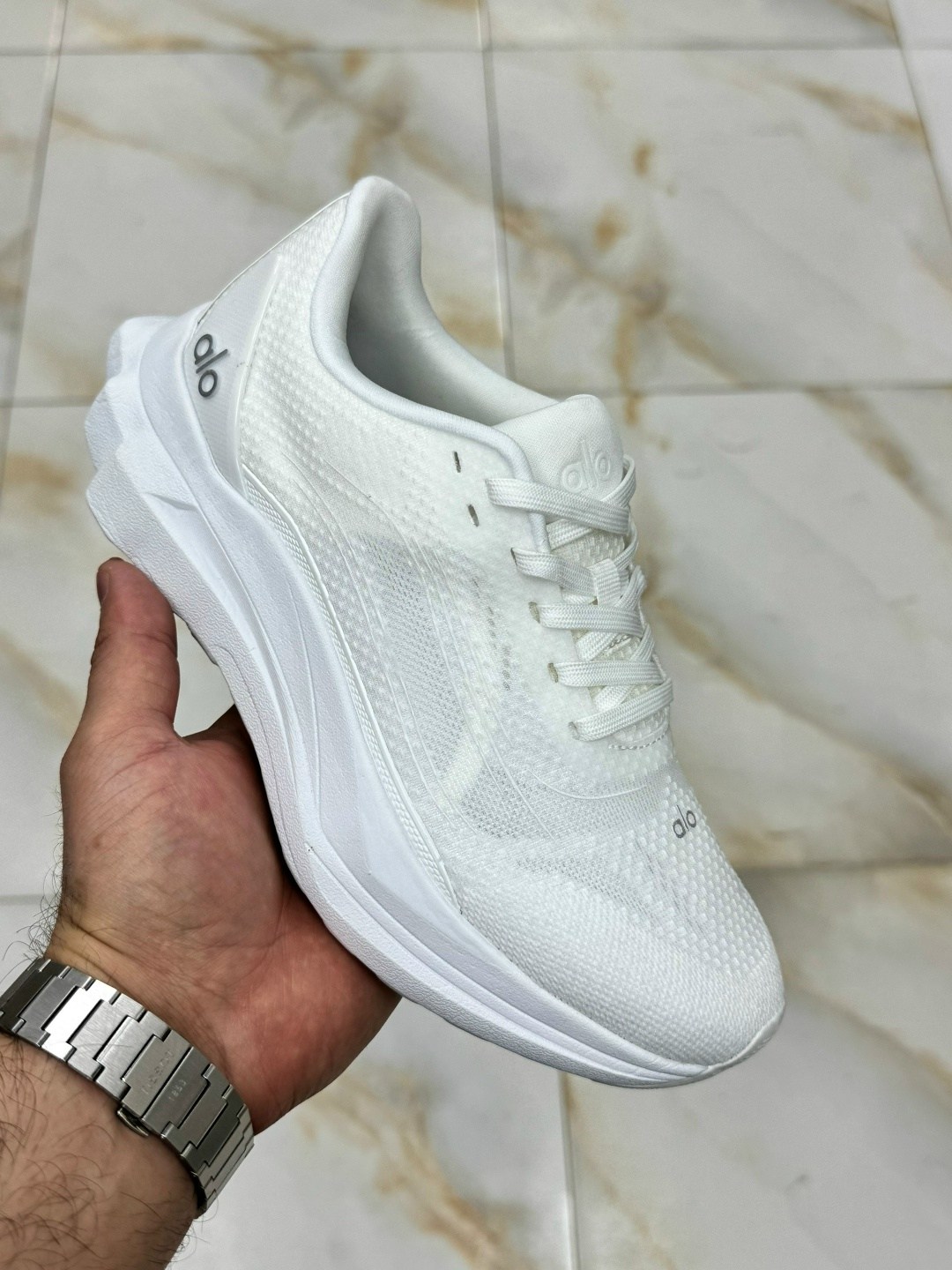 кроссовки,кроссовки hoka one one,кроссовки hoka,женские кроссовки,кроссовки alo