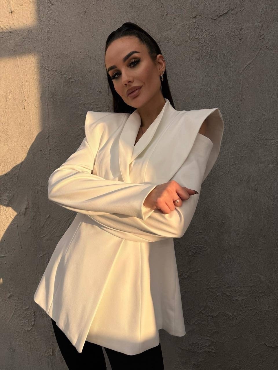 пиджак,пиджак приталенный,пиджак женский белый,жакет,женские пиджаки