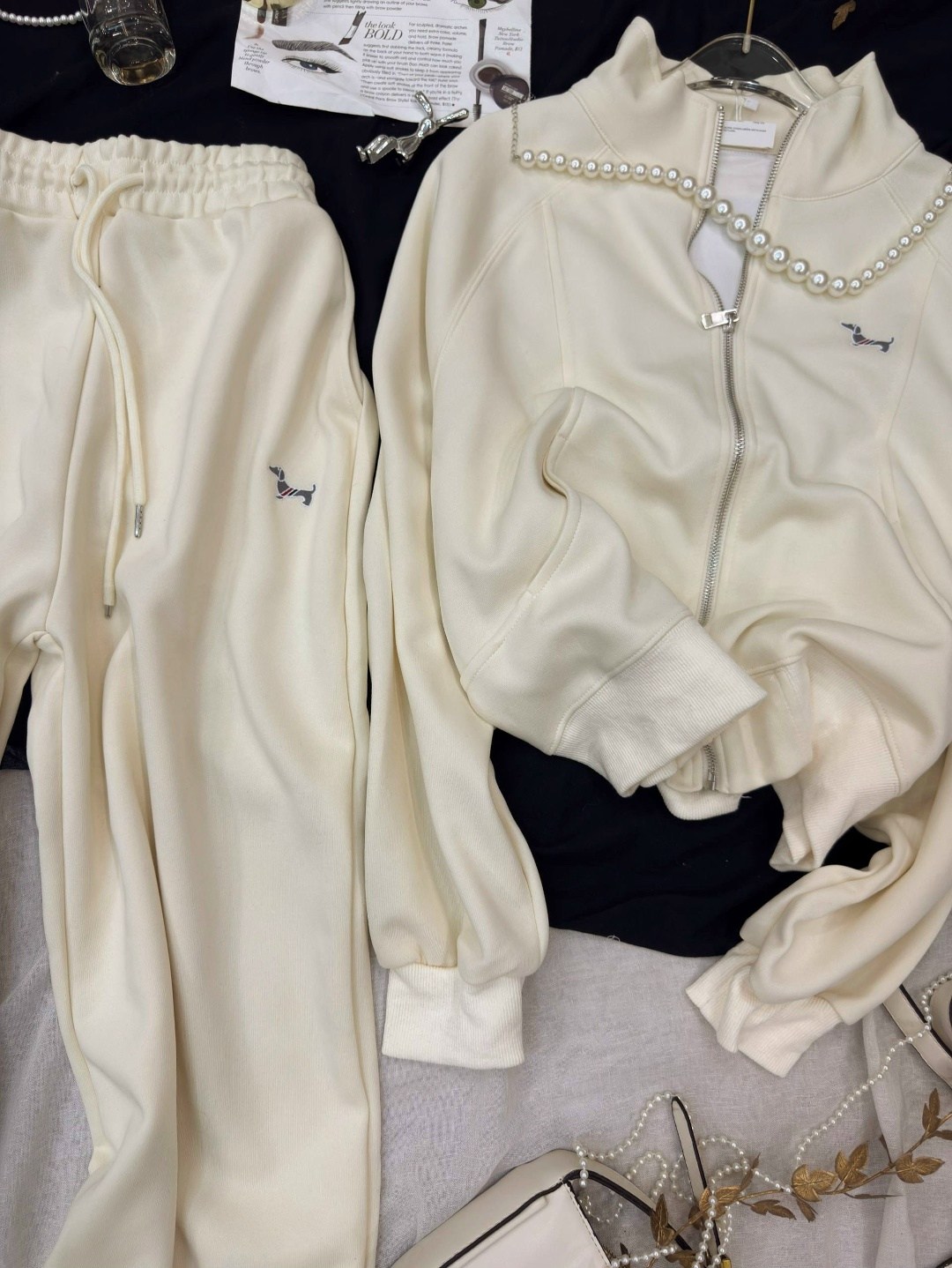 костюм на флисе,костюм женский,спортивный костюм,женские спортивные костюмы,повседневные брюки