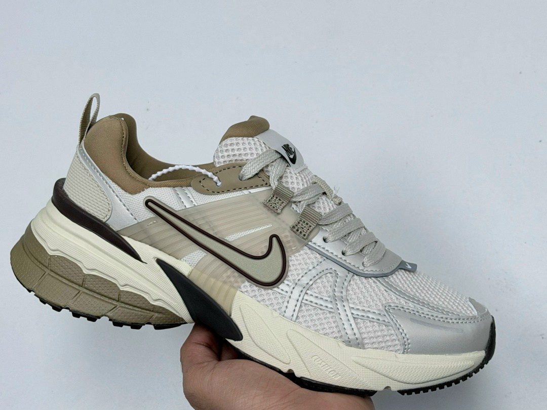 кроссовки nike v 2 k run,кроссовки nike,кроссовки,женские кроссовки nike,кроссовки мужские женские