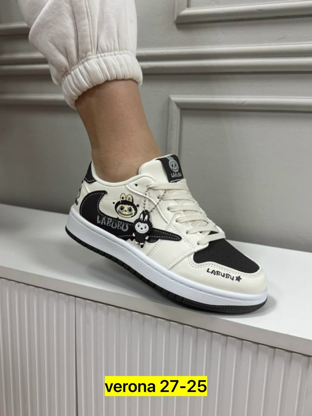 ,кроссовки женскиe,классные кроссовки,повседневные кроссовки,оригинальные кроссовки