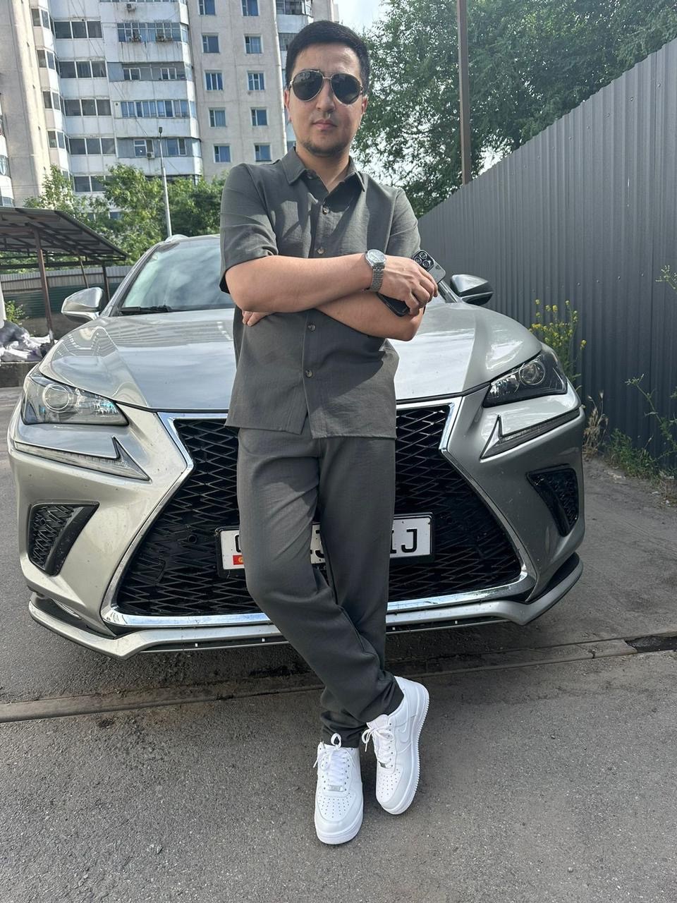 костюм повседневный,мужской костюм бежевый,костюм бежевый,костюм мужской повседневный,стильный мужской костюм