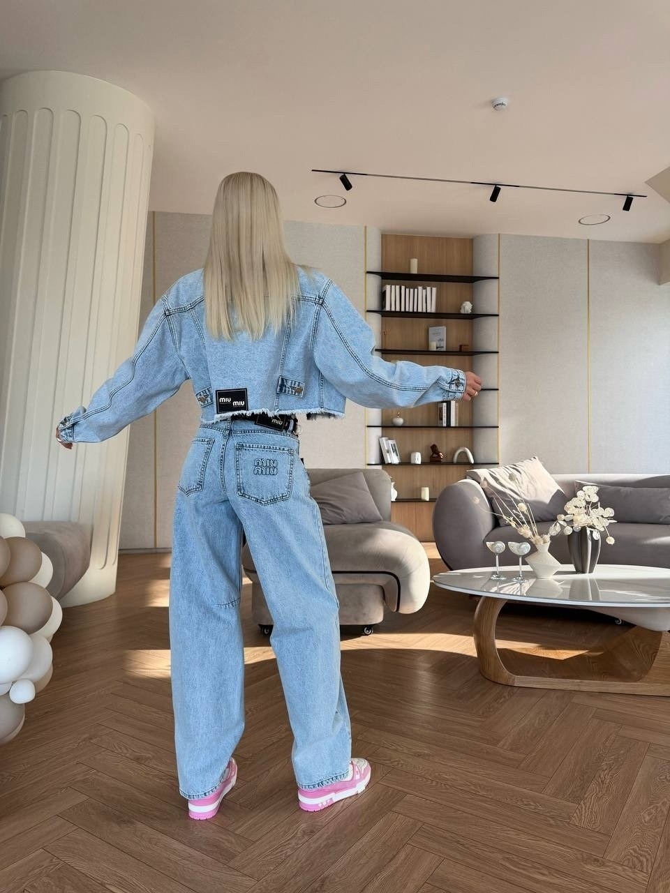 женская джинсовая куртка,куртка джинсовая,модная джинсовая куртка,джинсовка